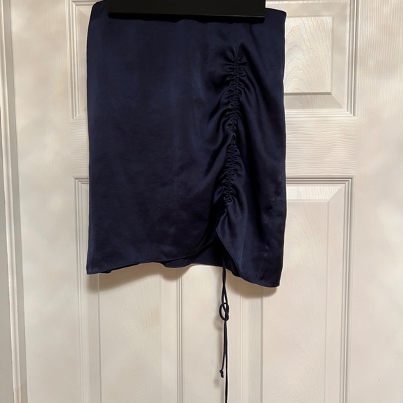 Wilfred ALLUSION Skirt - Picture 2 of 4